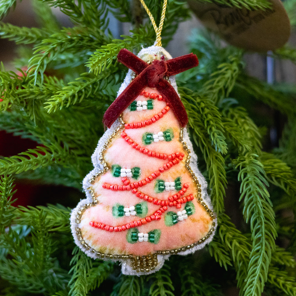 Beaded Fabric Christmas Tree Pink with Garland