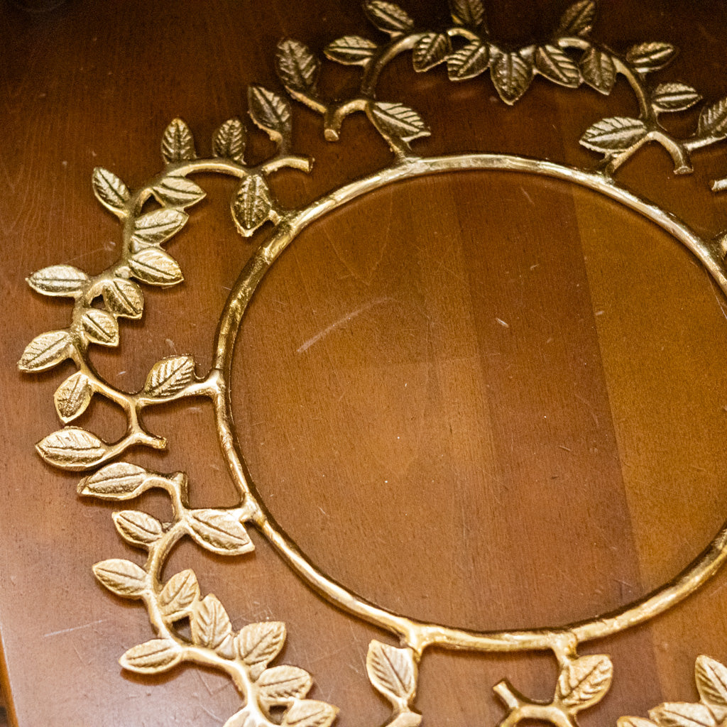 Gold Leaves Frame Charger