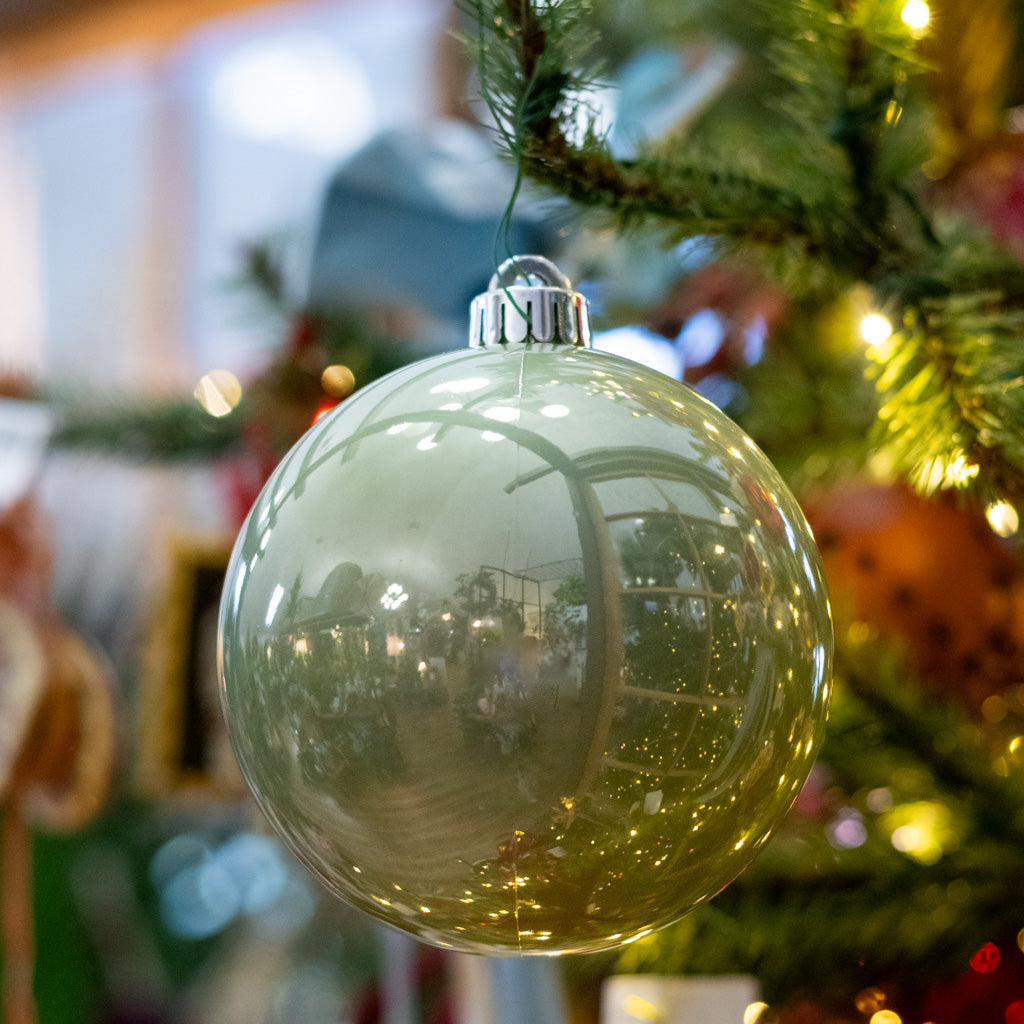 UV Wrought Iron Pearl Shatterproof Ball Ornament