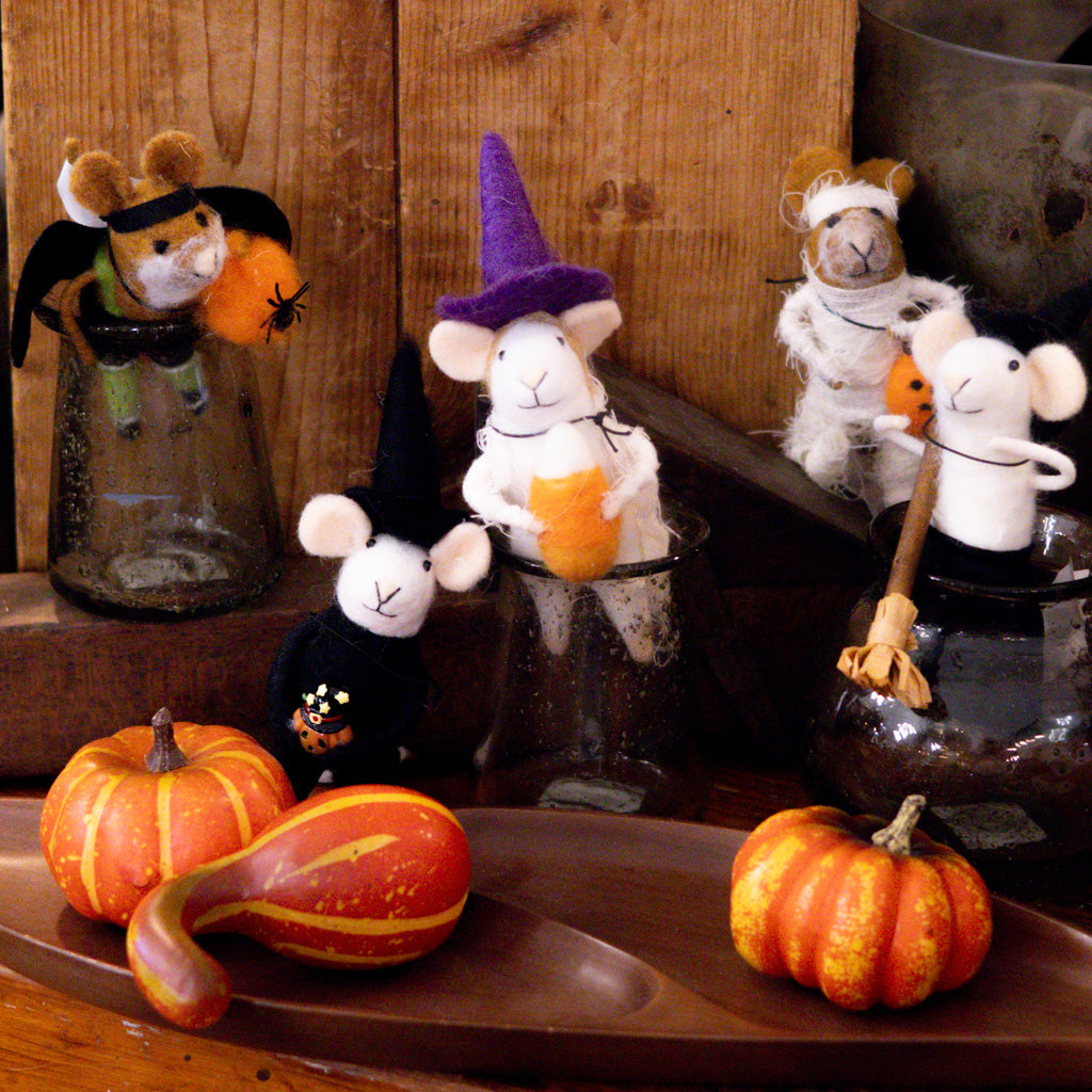 Wool Felt Halloween Witch Mouse