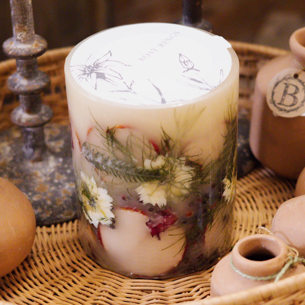 Hand-Poured Spicy Apple Candle
