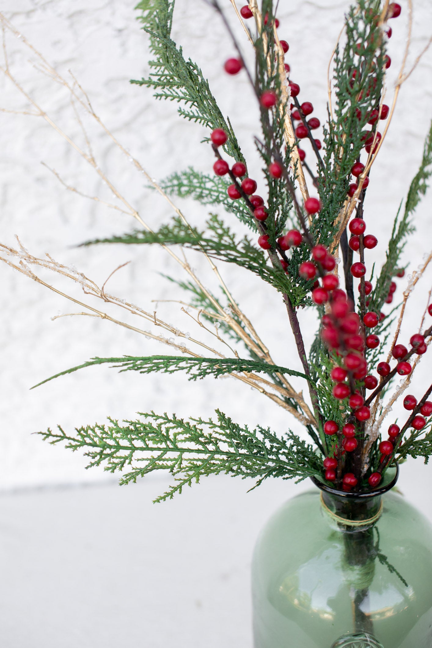 Winter Berry Narrow Vase Drop-In