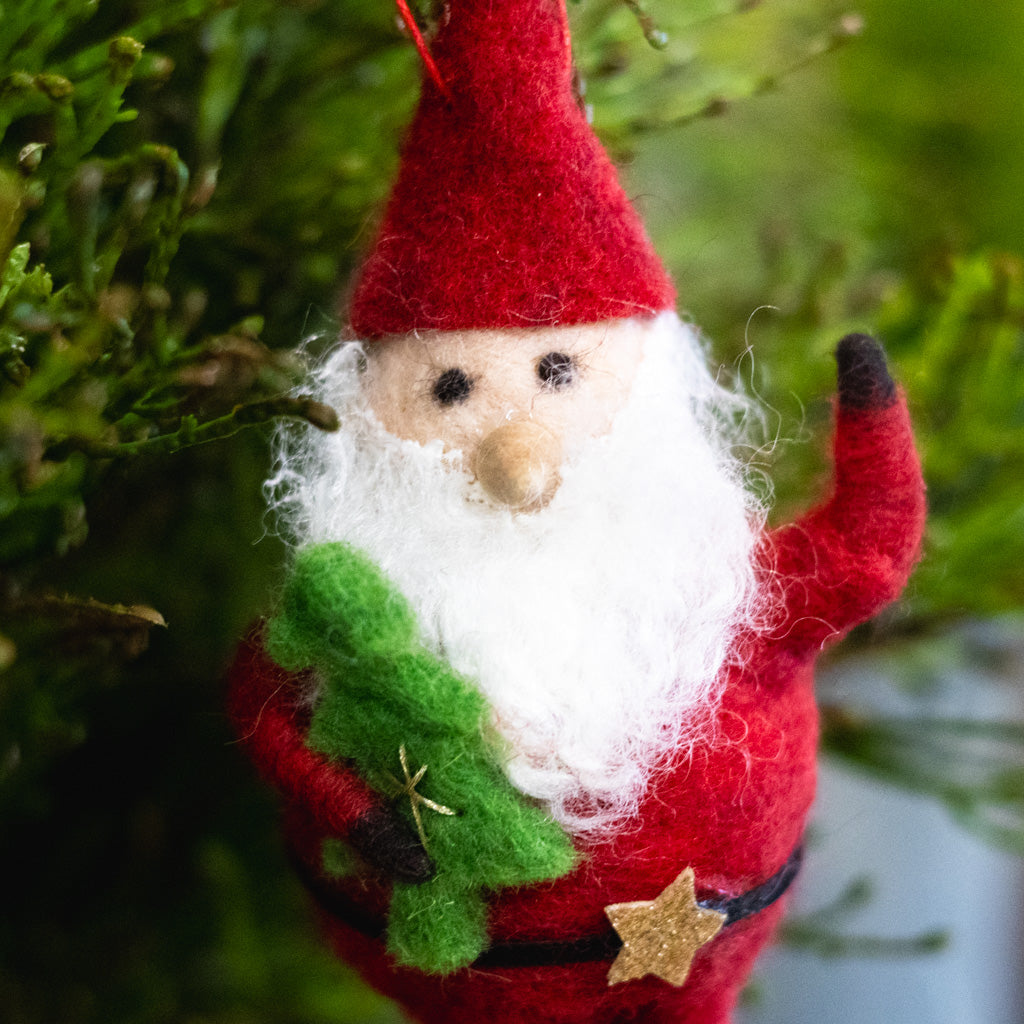 Felt Dancing Santa with Tree