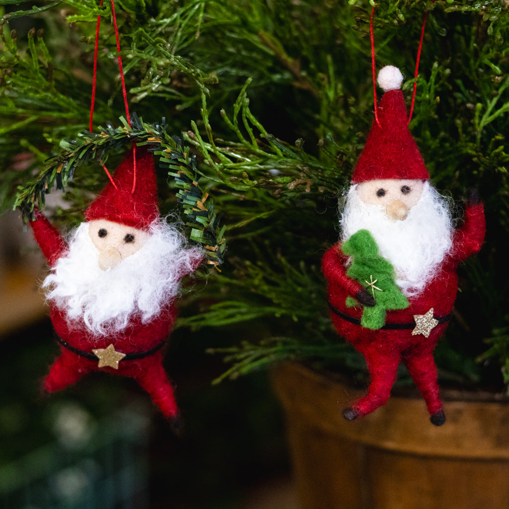 Felt Dancing Santa with Tree