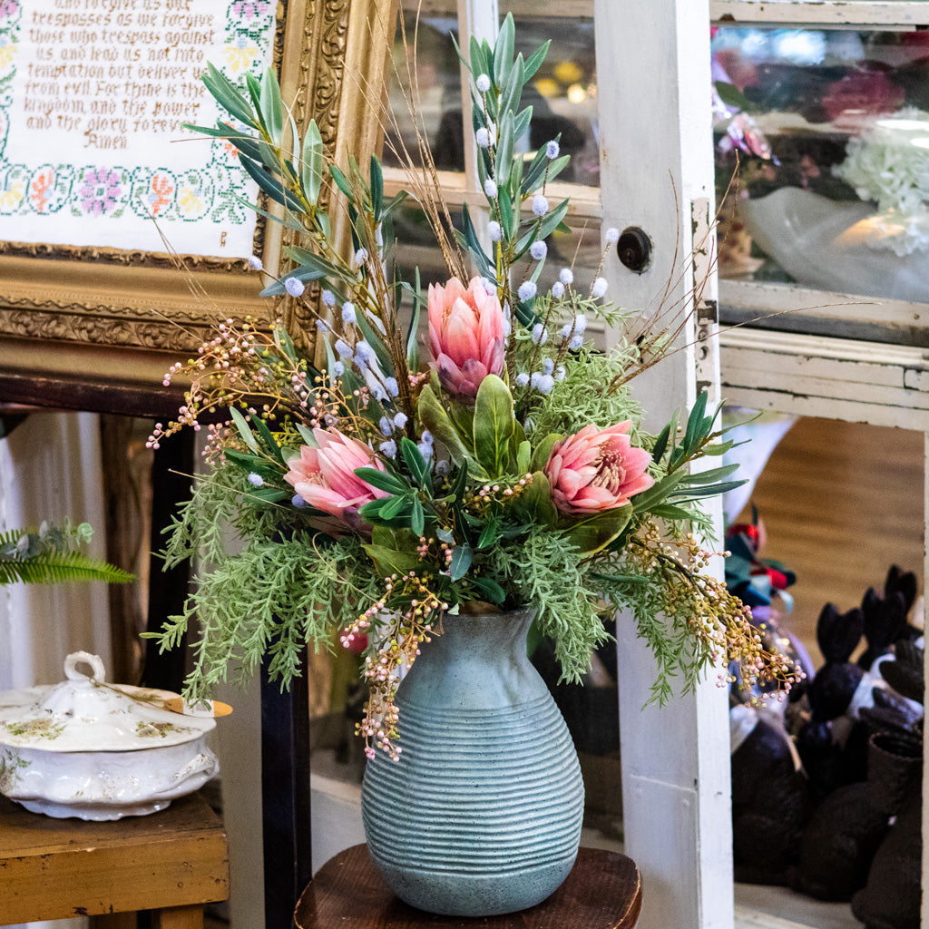 Flamingo Floral Bouquet Drop In