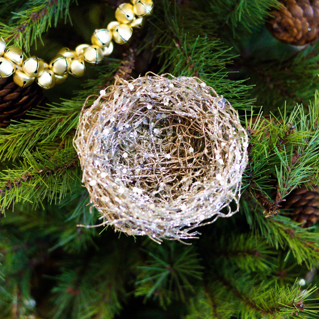 Metallic Glitter Nest