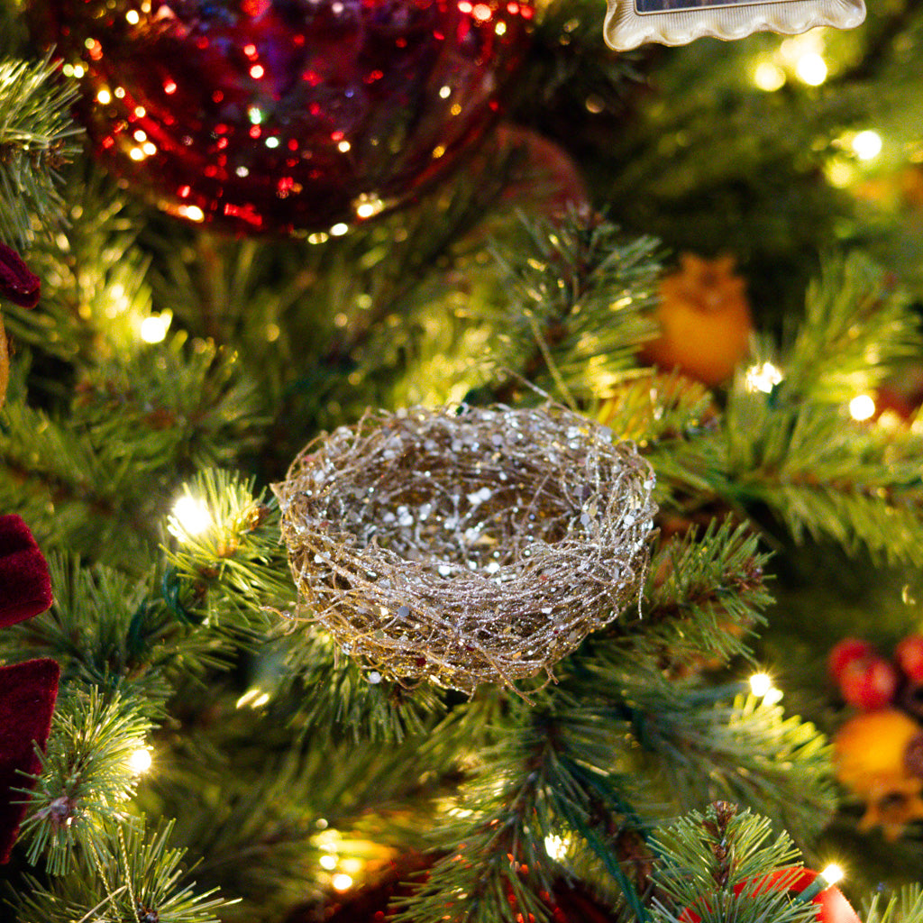 Metallic Glitter Nest