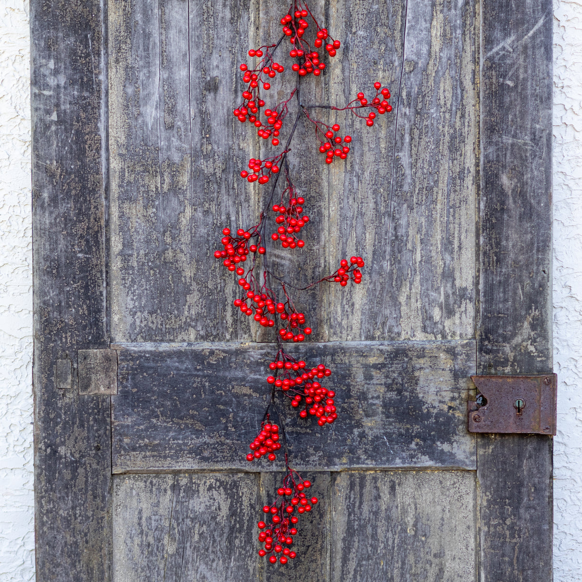 5 ft. Crimson Red Berry Garland Weather Resistant