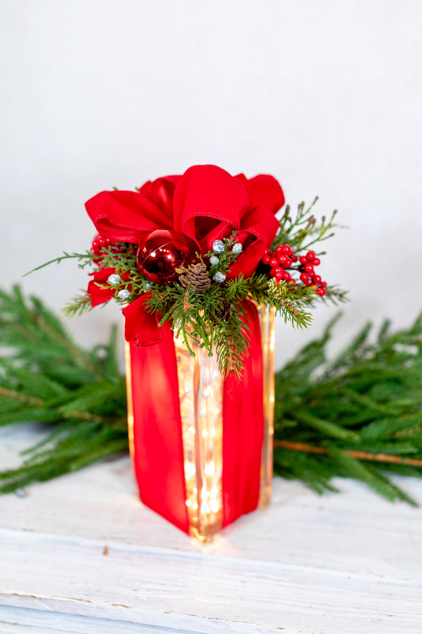 Battery Operated Elegant Red Holiday Vertical Light Block