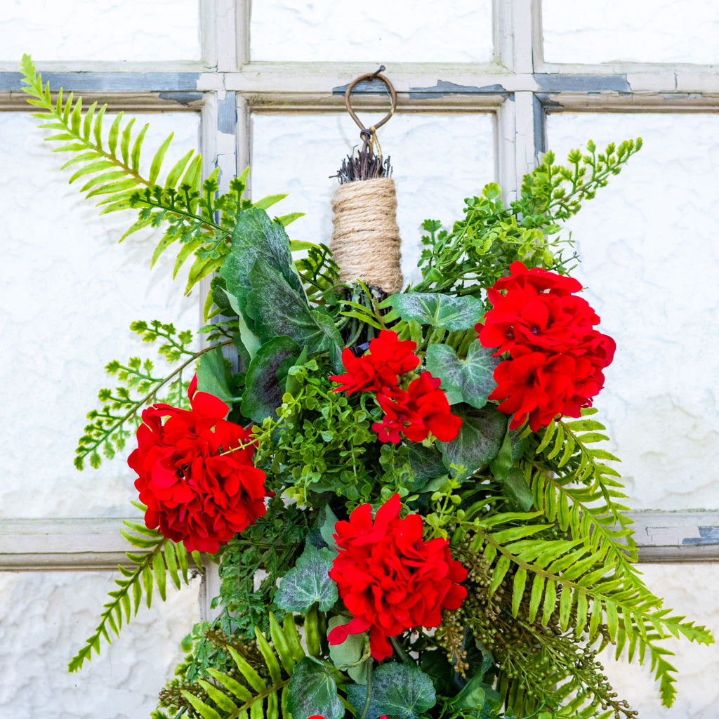 Grand Geranium Down drop