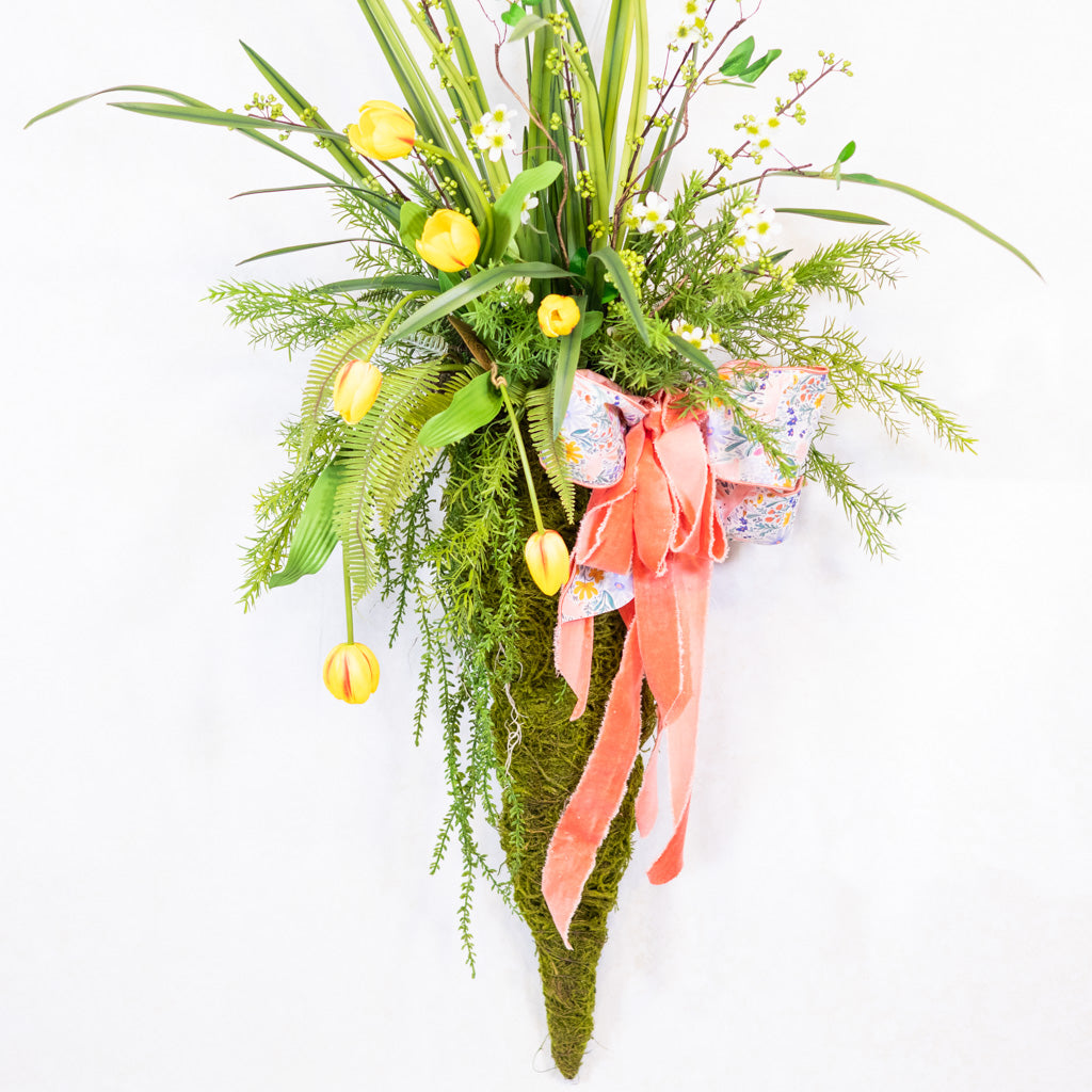 Carrot Bloom and Bow Wall Piece