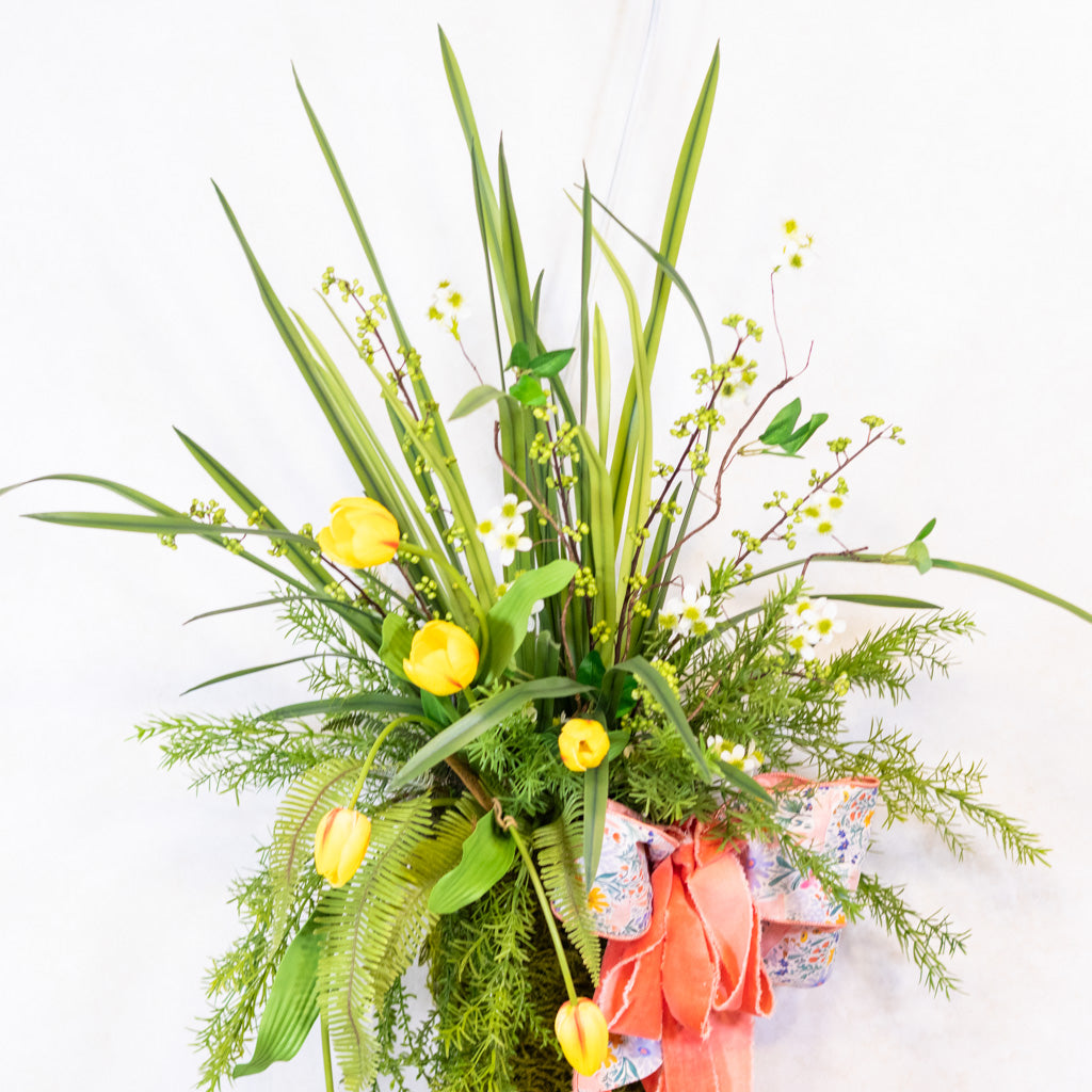 Carrot Bloom and Bow Wall Piece