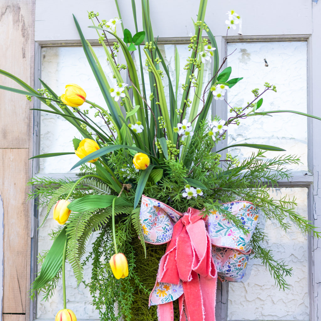 Carrot Bloom and Bow Wall Piece