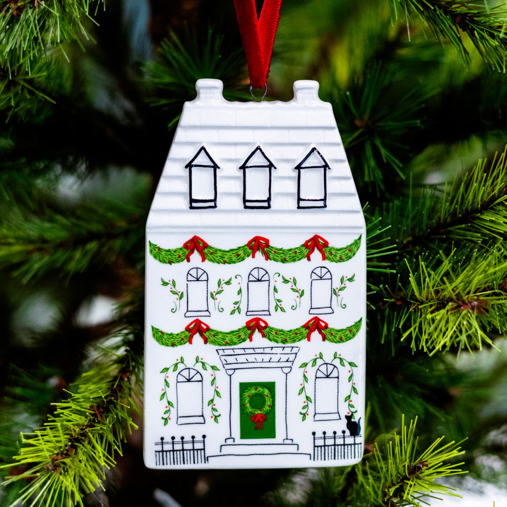 Dolomite Green House Door Ornament
