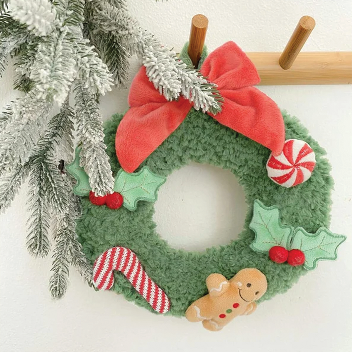Plush Toy Festive Green Wreath