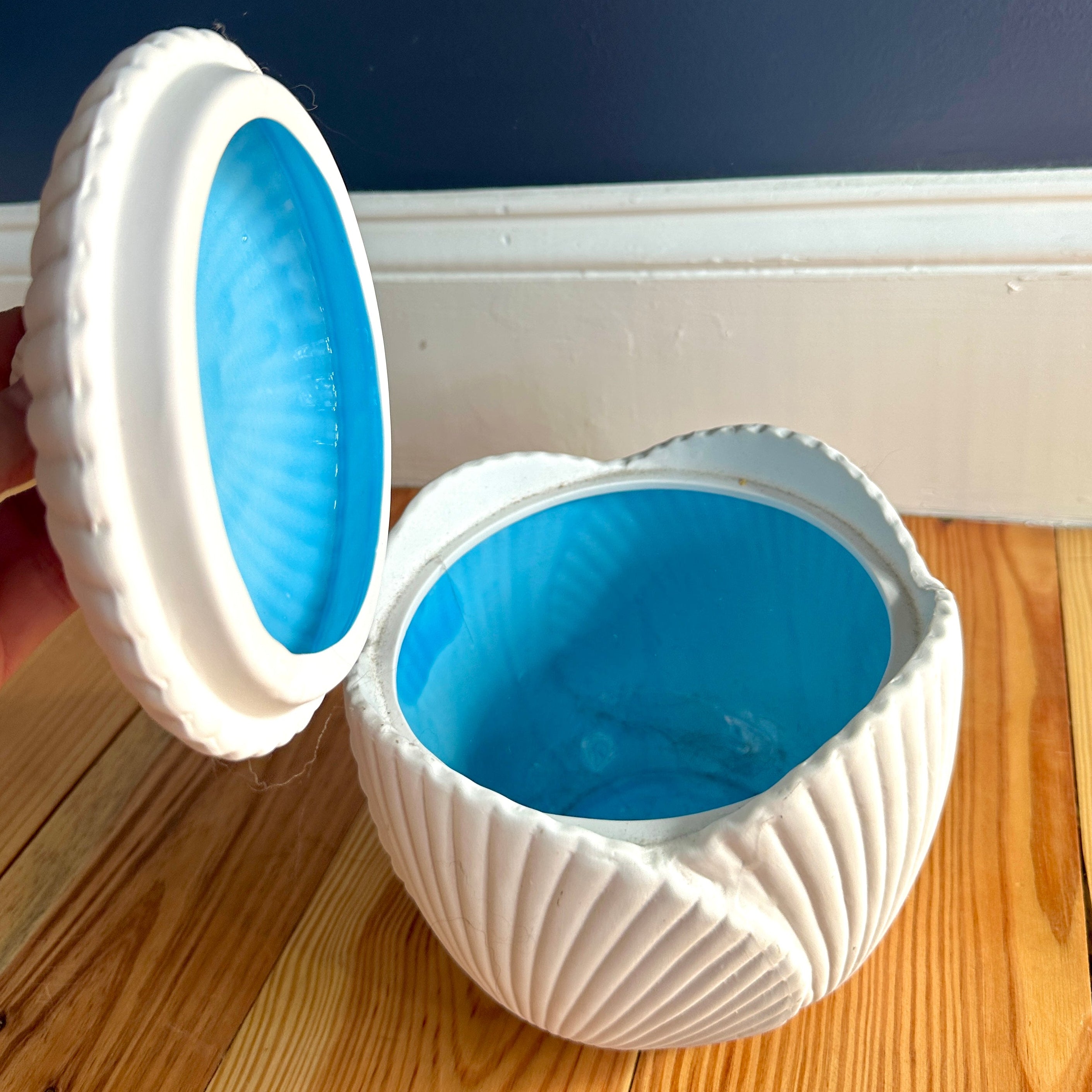 Vintage Shell Ginger Jar