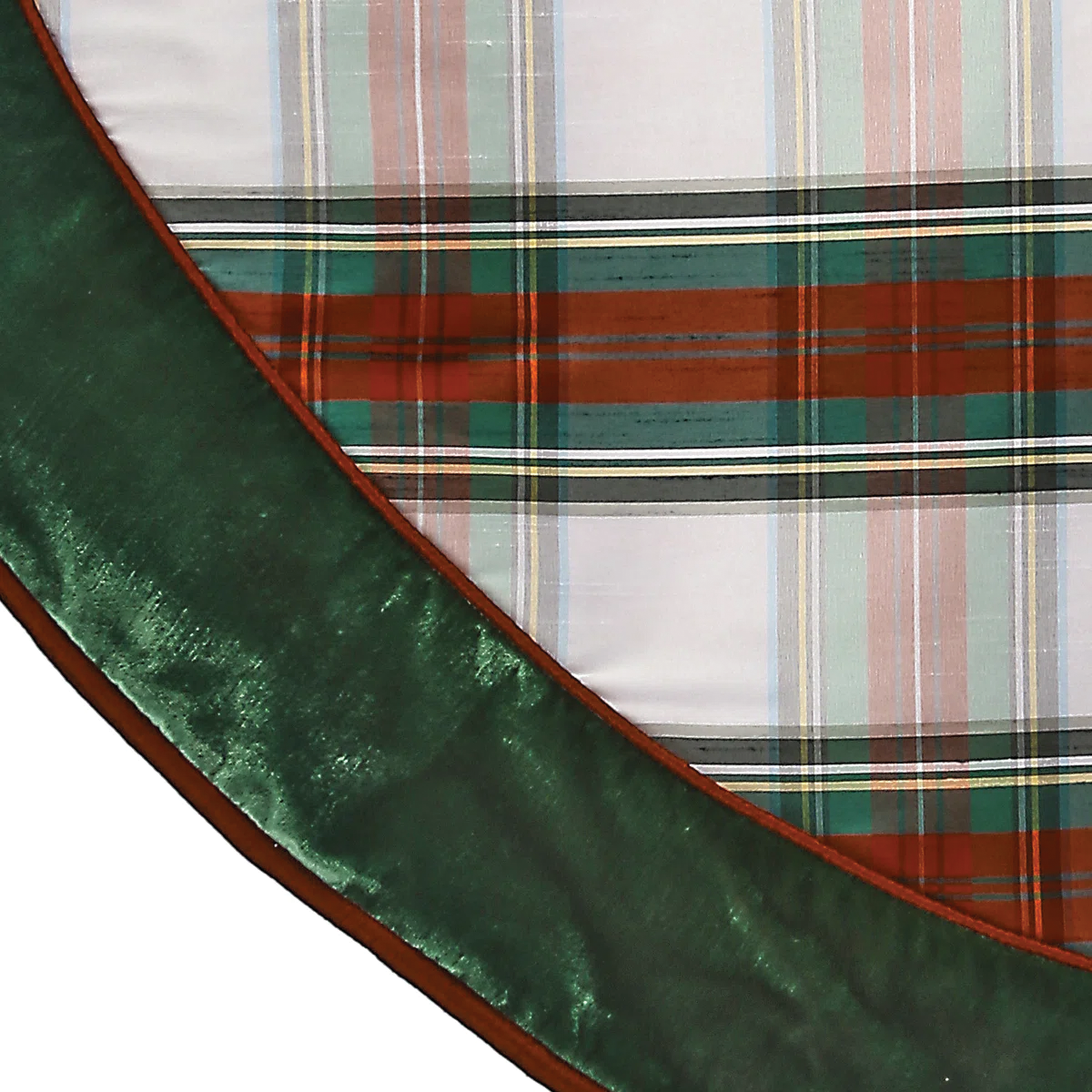 Dupion Plaid with Velvet Tree Skirt