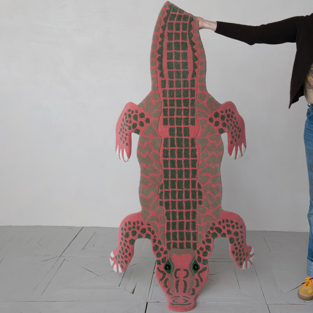 Wool Tufted Alligator Shaped Rug