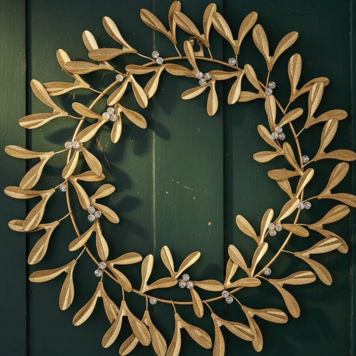 Metal Gold Mistletoe Wreath