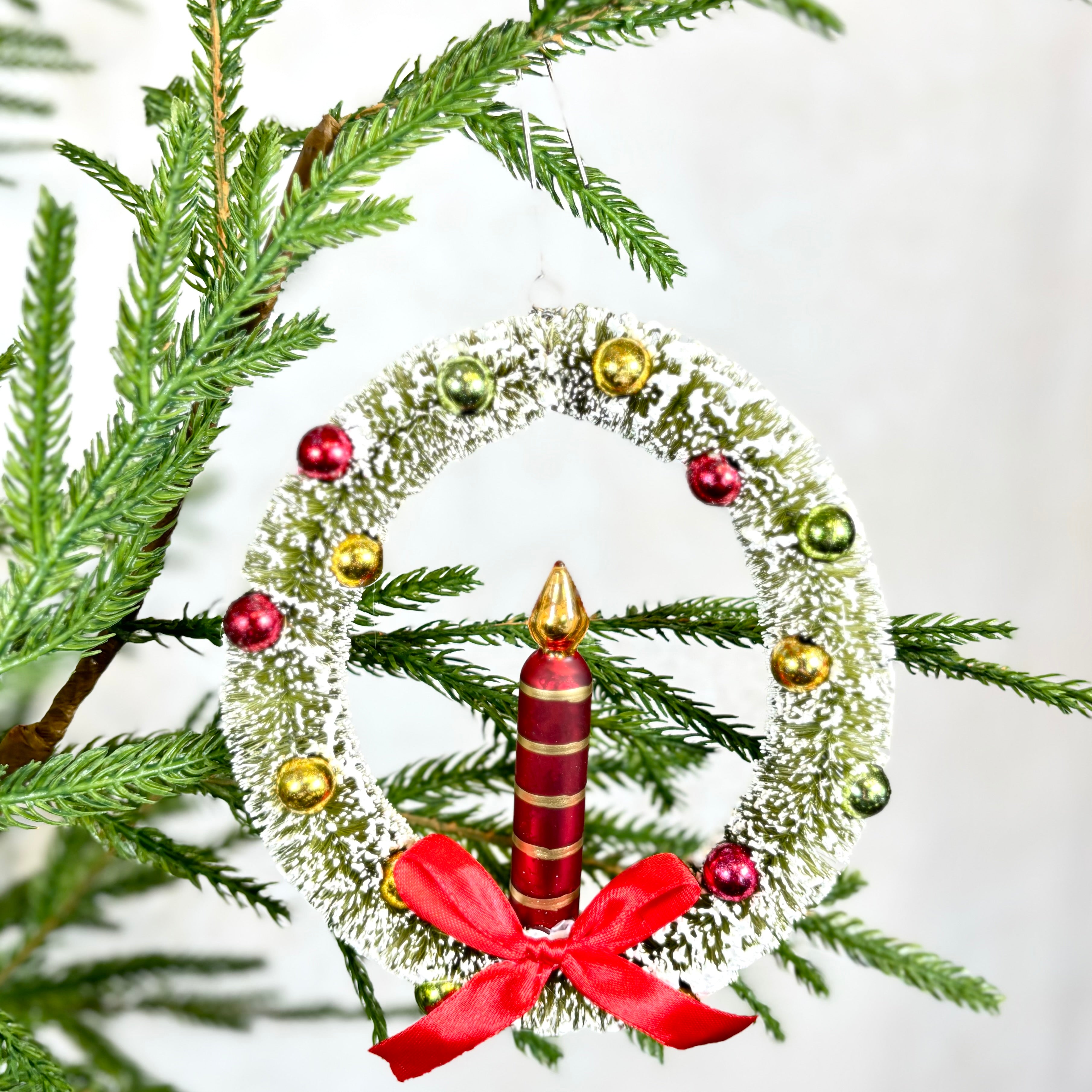 Sisel Wreath with Red Candle Ornament