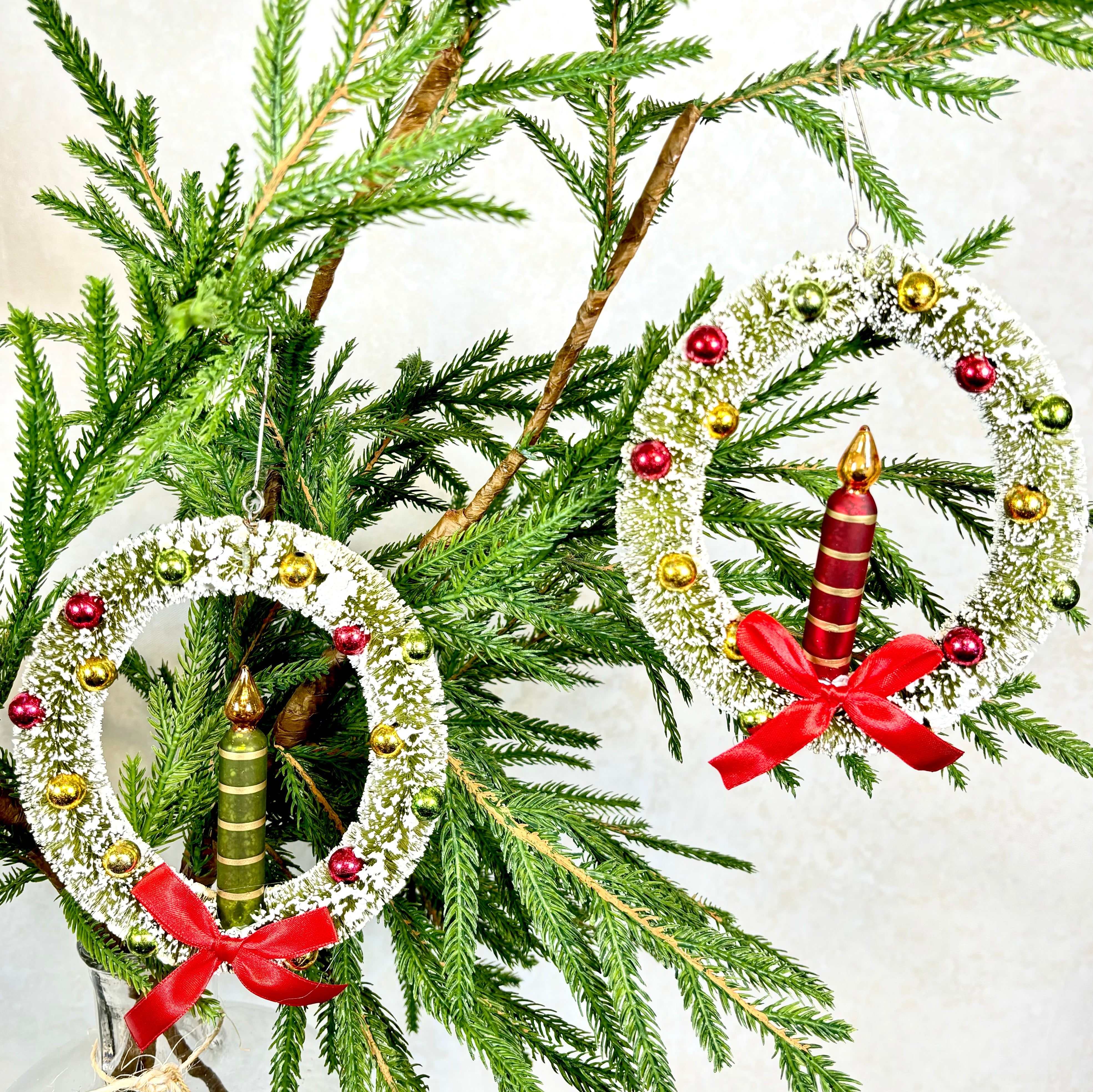 Sisel Wreath with Red Candle Ornament