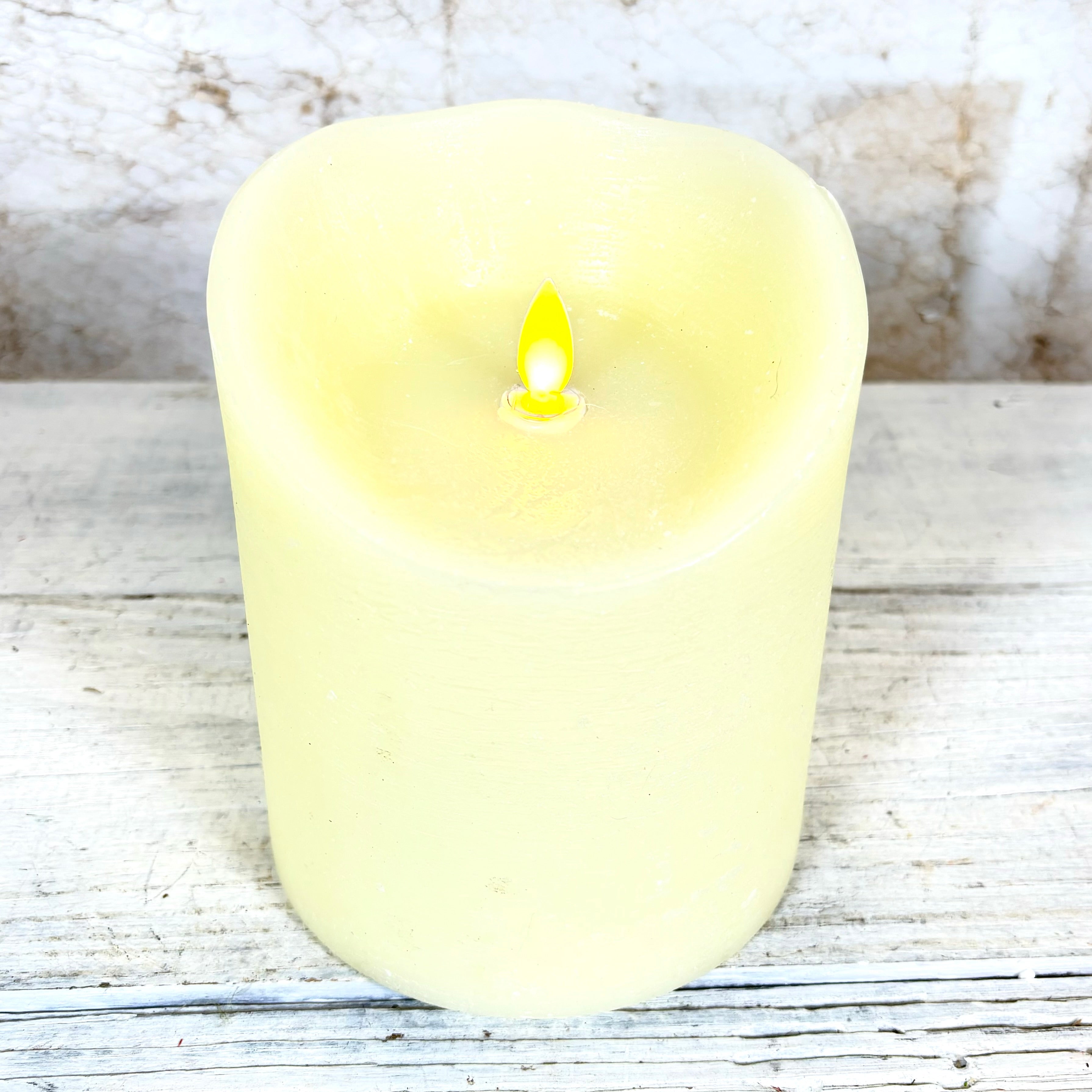 Flameless Flickering Candle with Timer Ivory Medium