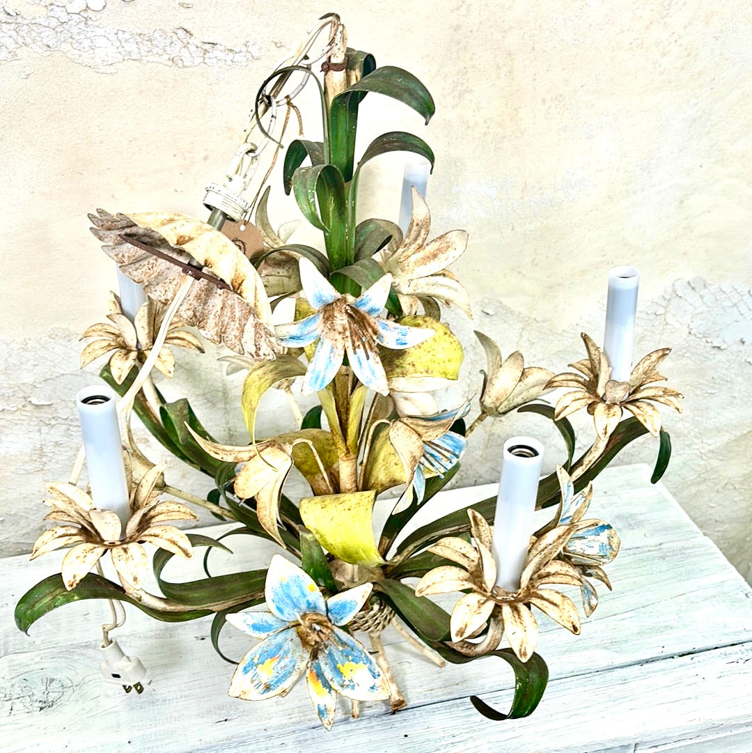 1960s Vintage Italian Lily Flower Chandelier