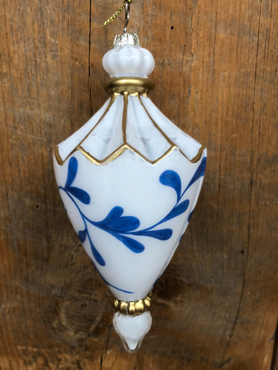 Chinoiserie Glass Blue White Vine Finial Ornament