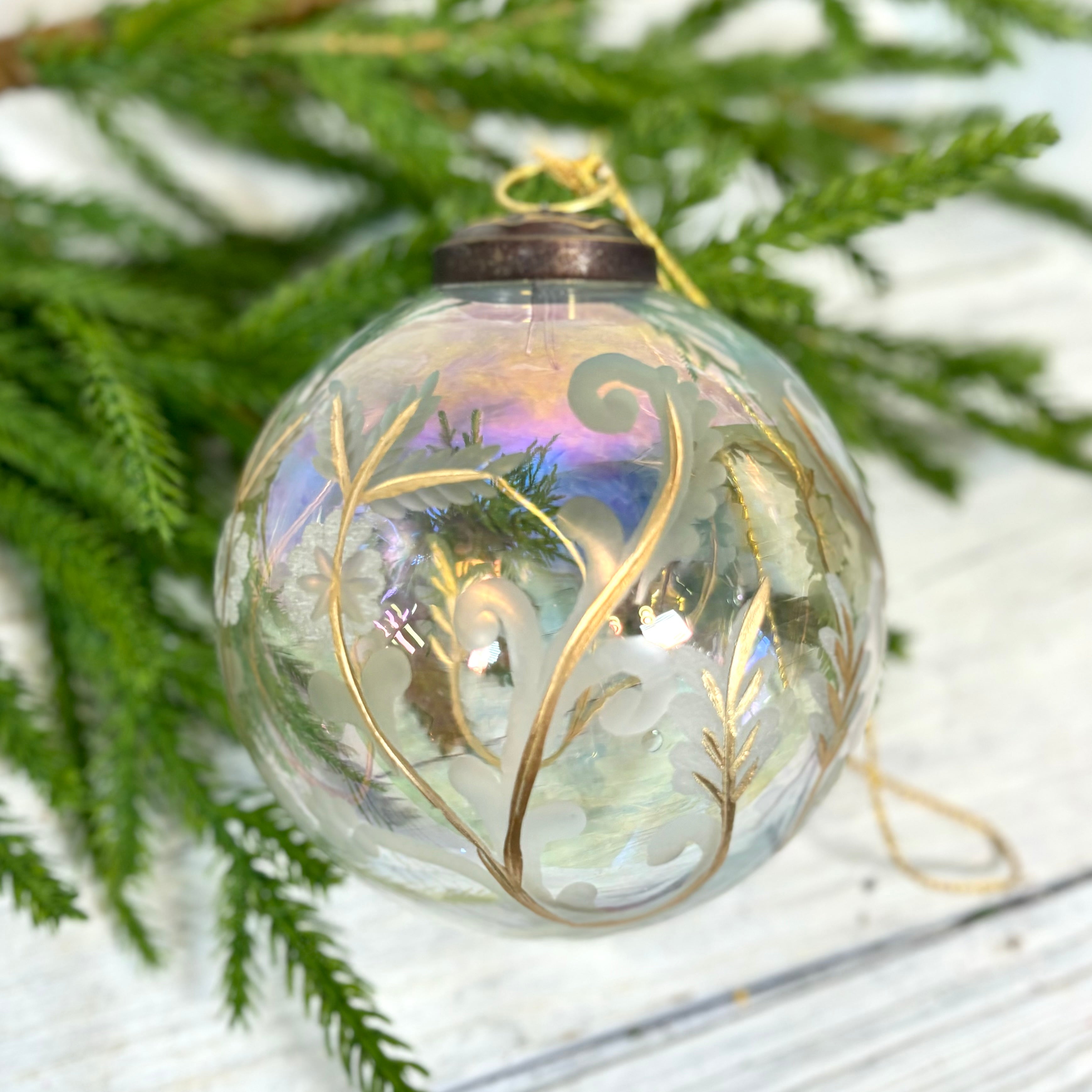 Etched Glass Clear Ball with Flowers Ornament