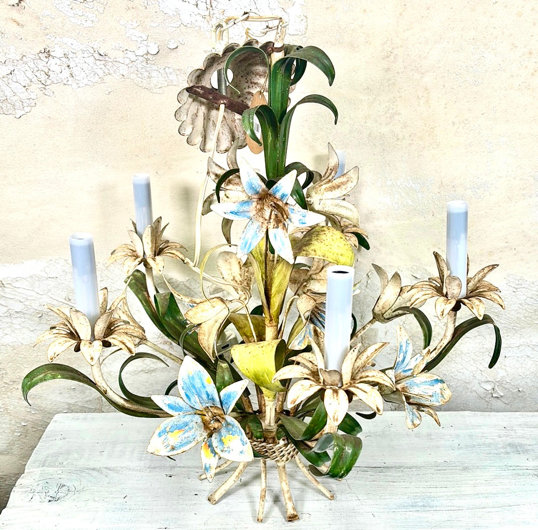 1960s Vintage Italian Lily Flower Chandelier