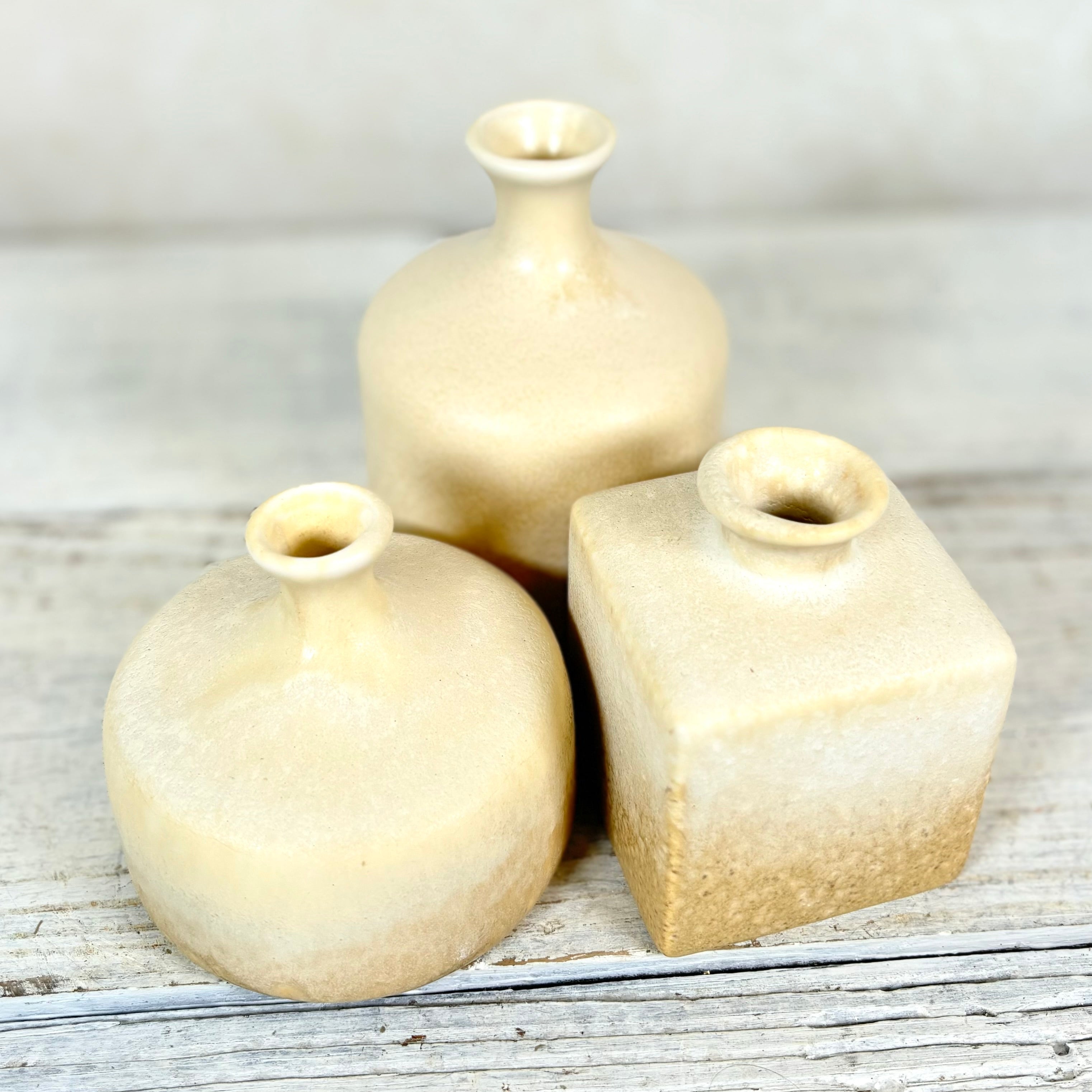 Stoneware Inkwell Vase Cream