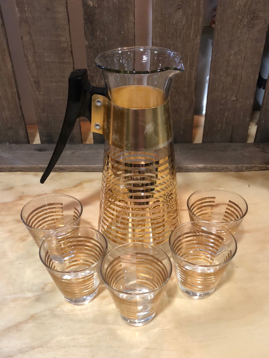 Mid Century Modern Six Piece Decanter And Glasses
