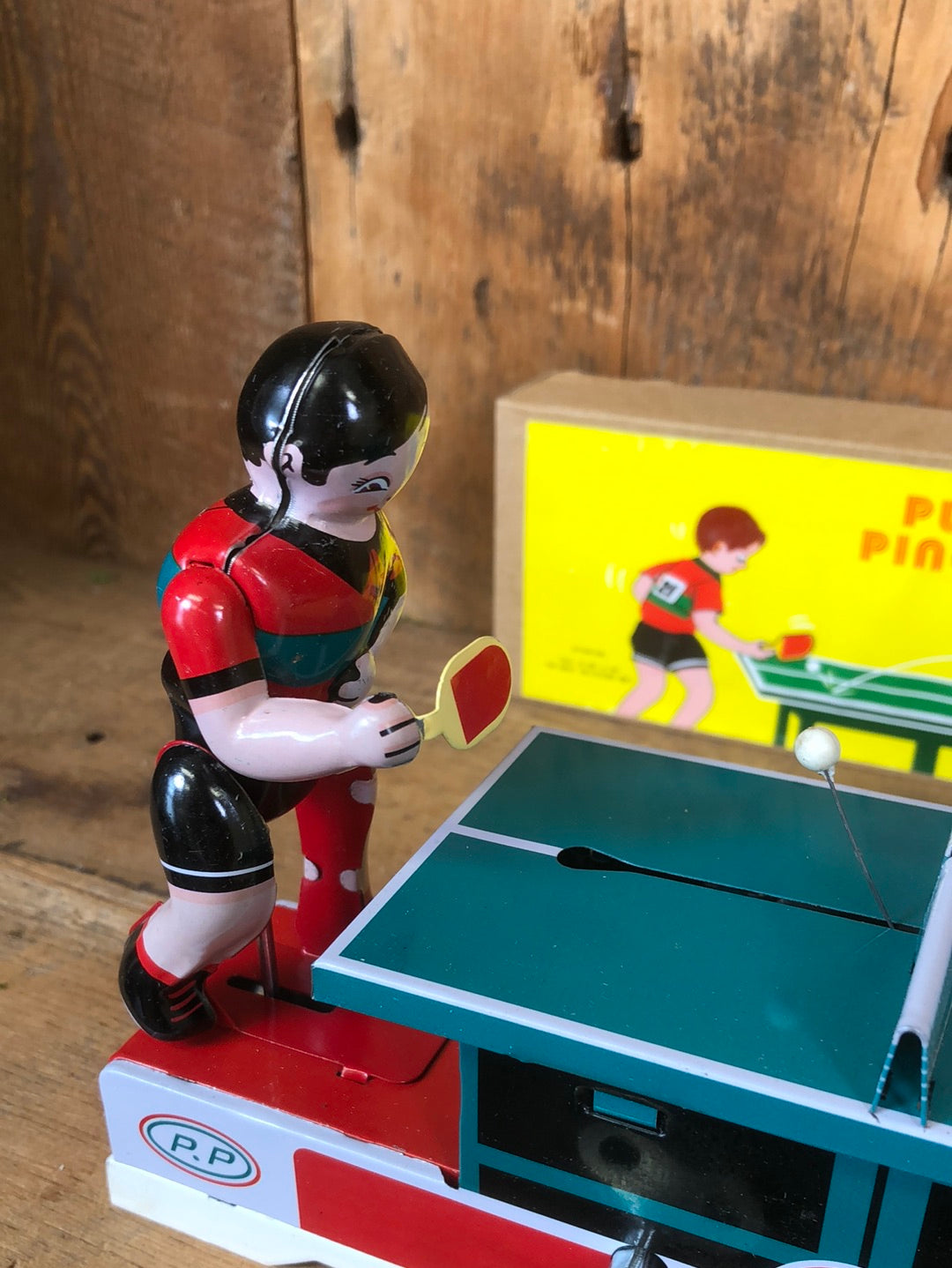 Windup Tin Playing Ping Pong Game