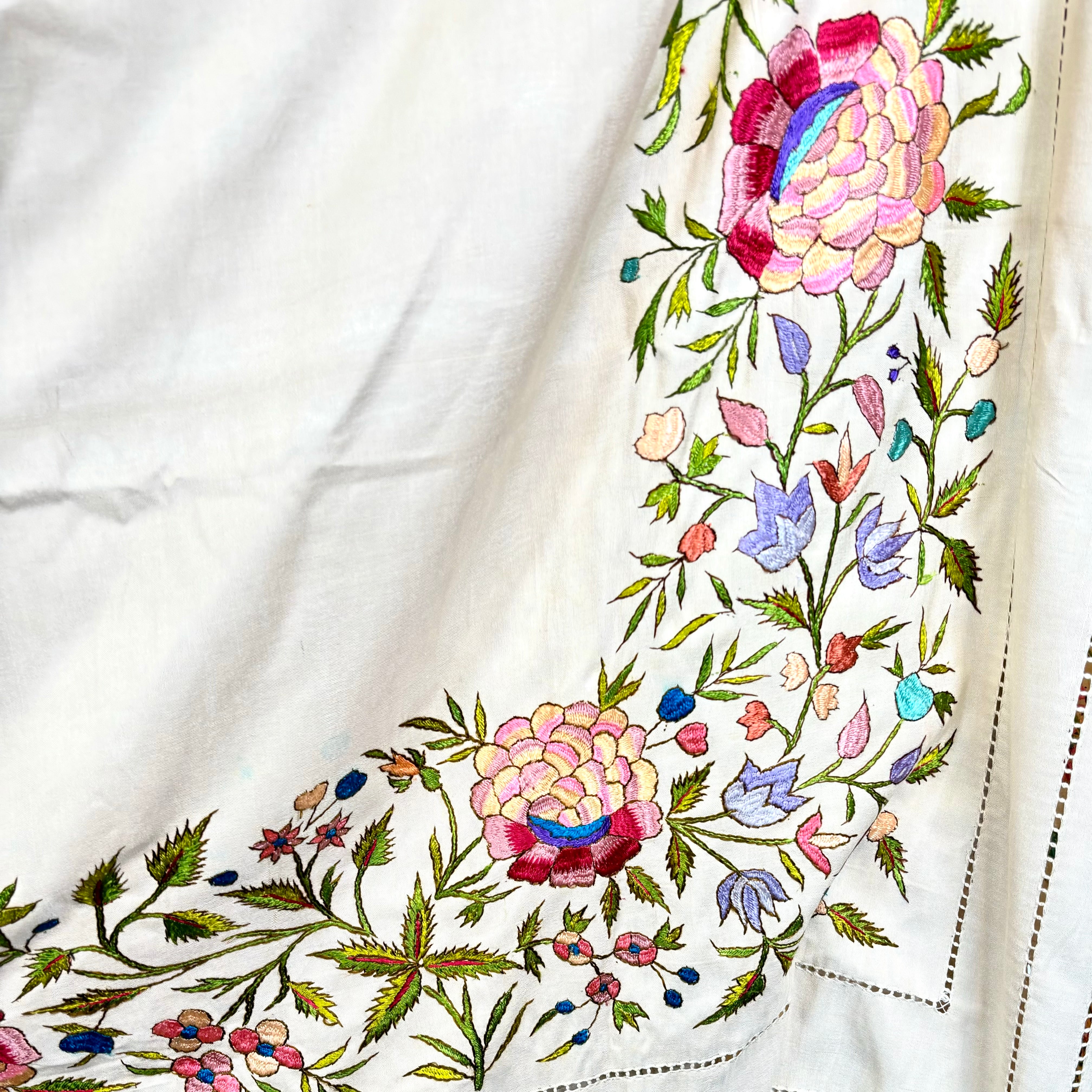 Vintage Embroidered Floral Tablecloth