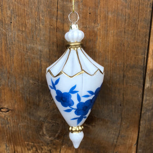 Chinoiserie Glass Blue White Foliage Finial Ornament