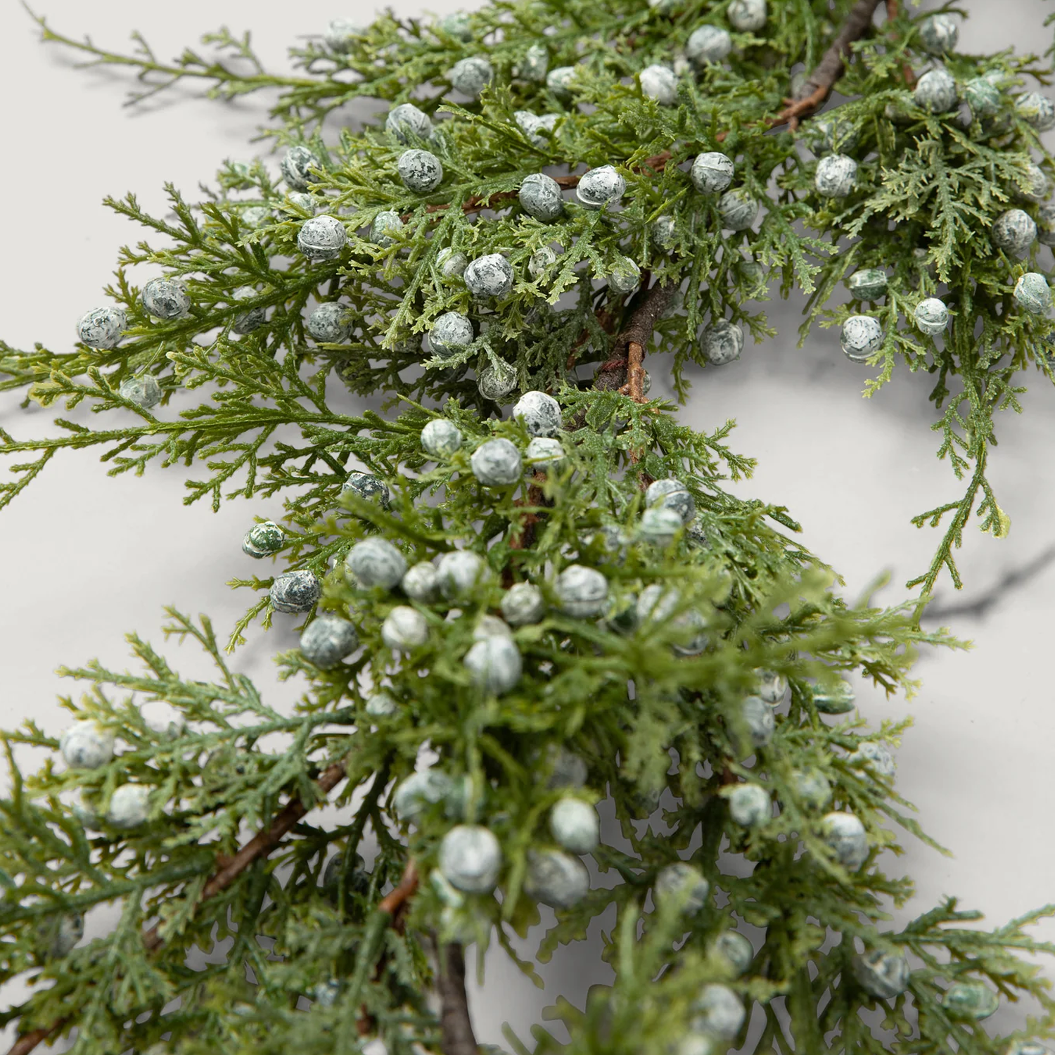 6 ft. Juniper Berry Garland