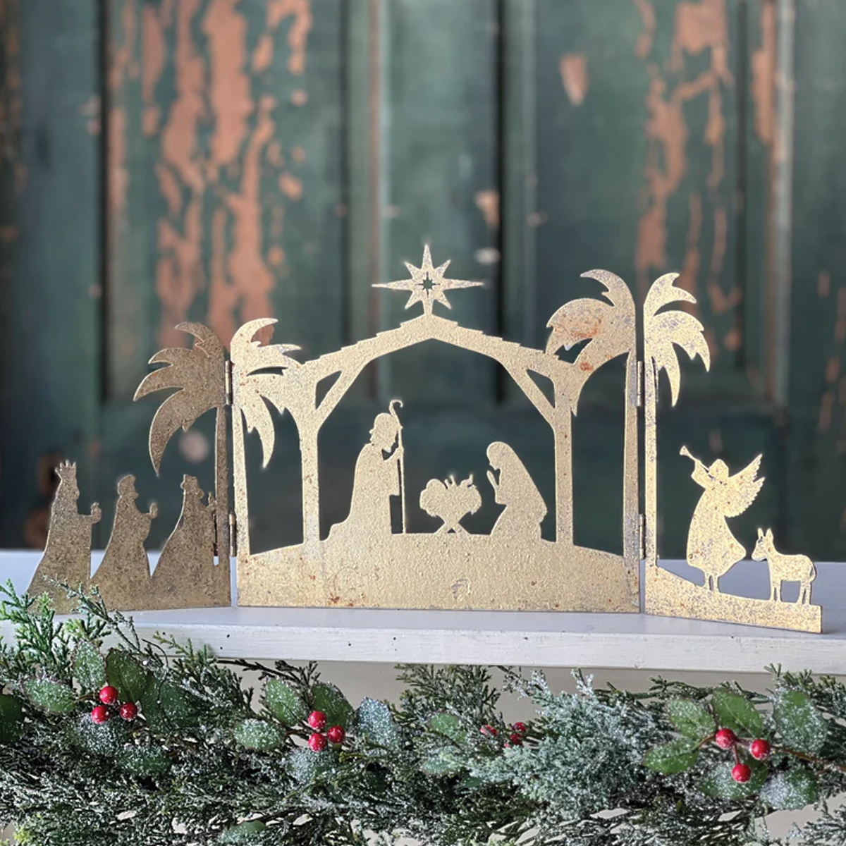 Metal Gold Folding Mantle Bethlehem Scene