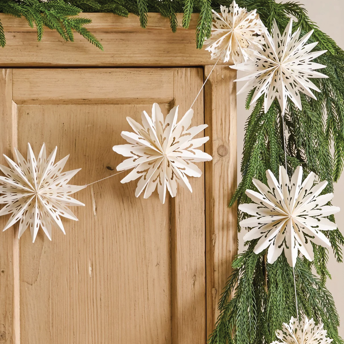 White Paper Snowflake Garland in Kraft Box