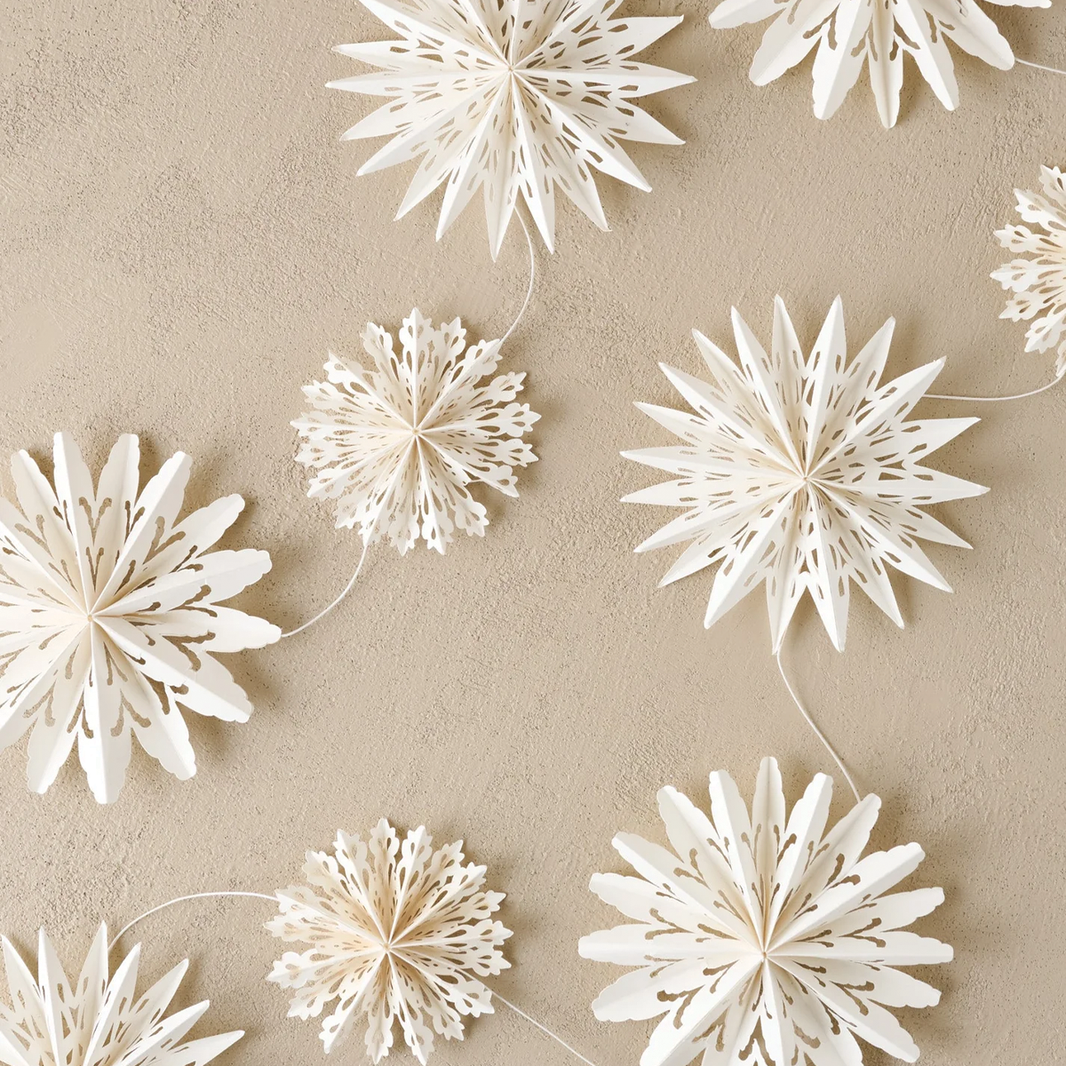 White Paper Snowflake Garland in Kraft Box
