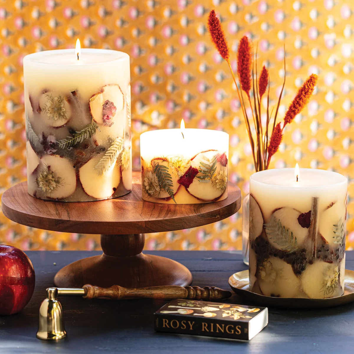 Accent Hand-Poured Botanical Candle - Spicy Apple 5.5"H
