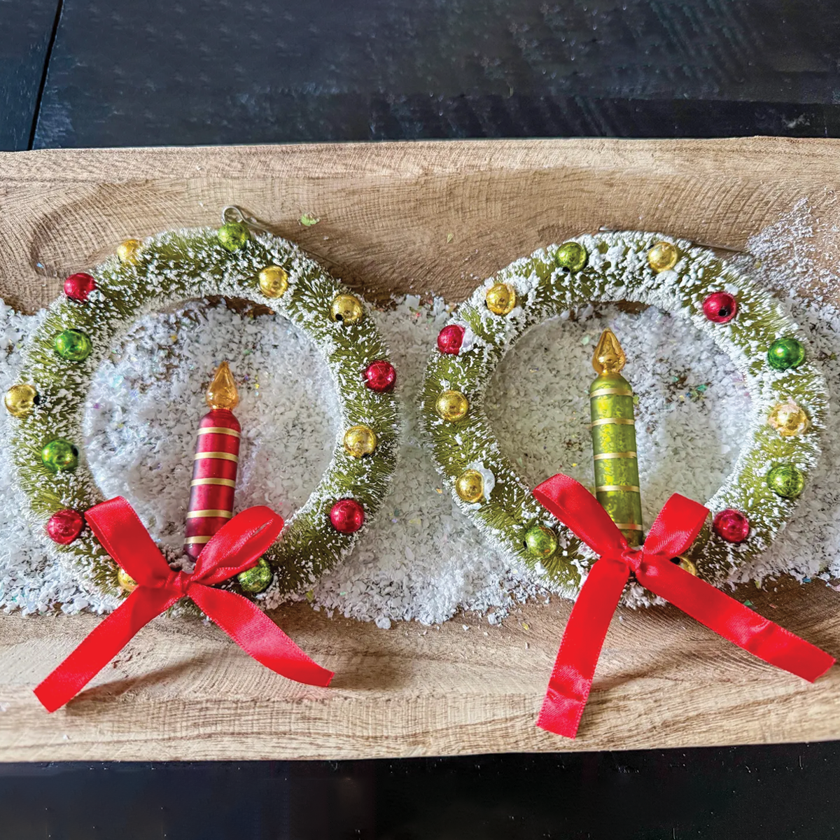 Sisal Wreath with Red Glass Candle Ornament
