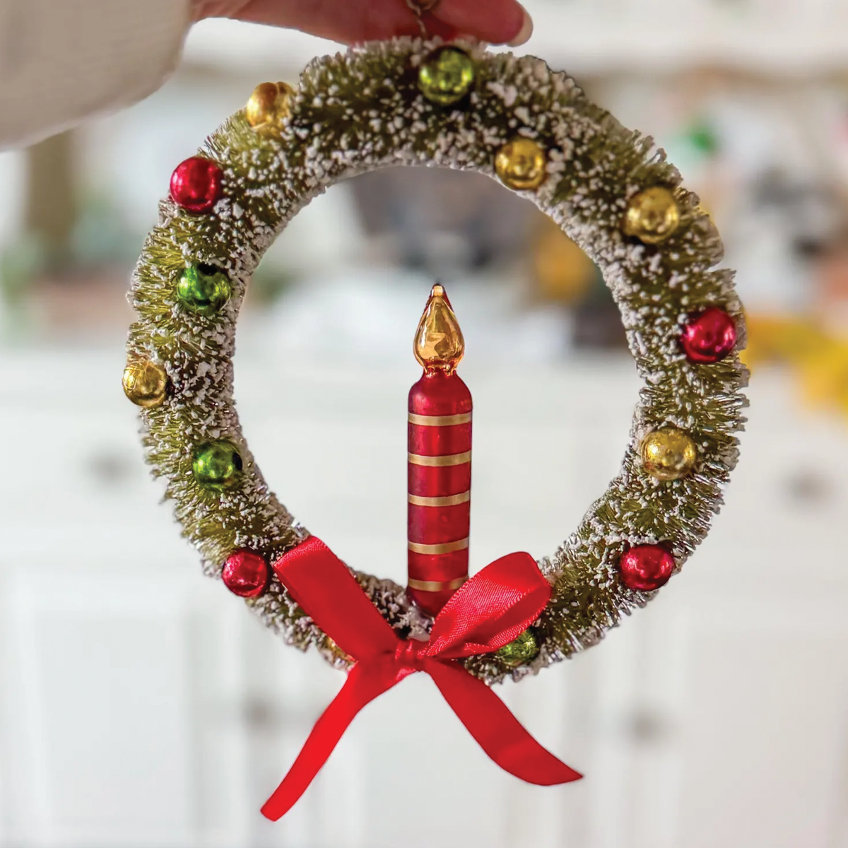 Sisal Wreath with Red Glass Candle Ornament