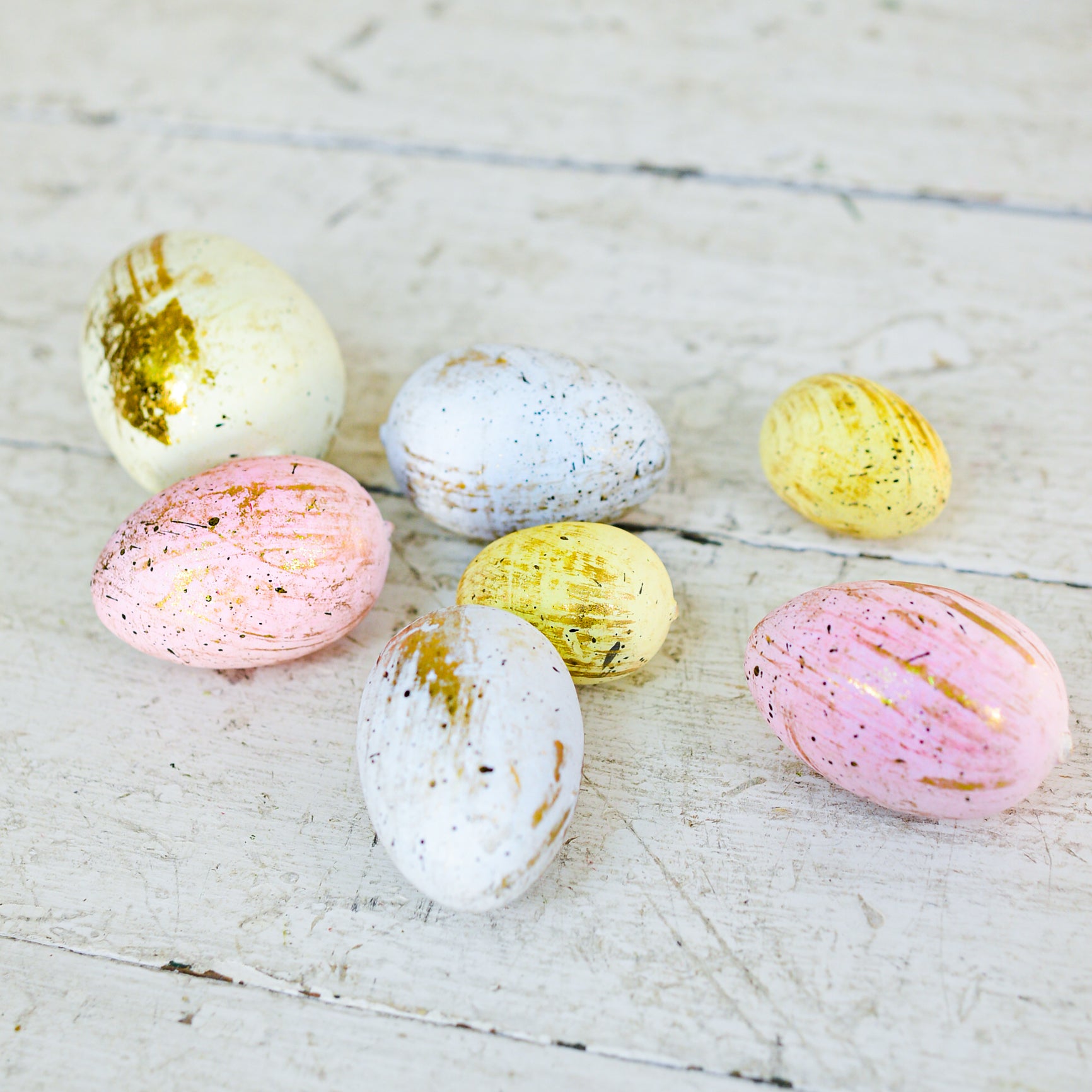 Colorful Metallic Leaf Easter Egg Decor in Mesh Bag