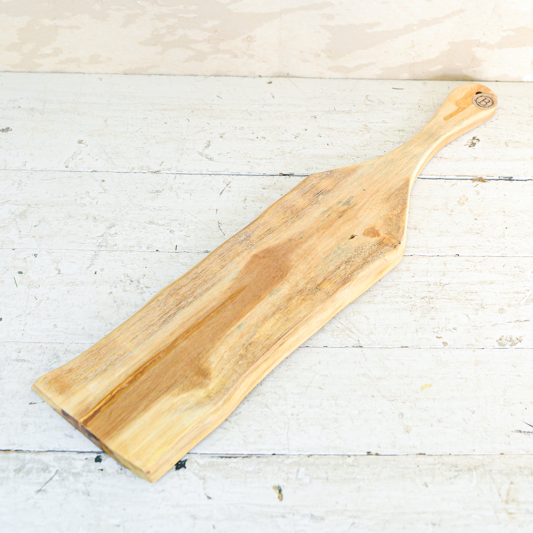 Mango Wood Cutting Board with Handle