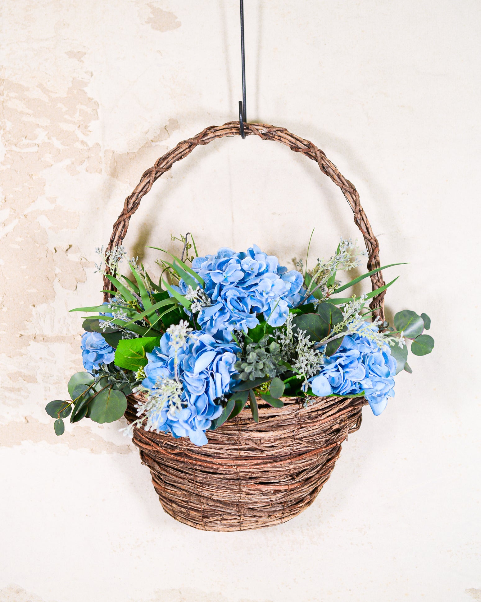 Grapevine Wall Basket