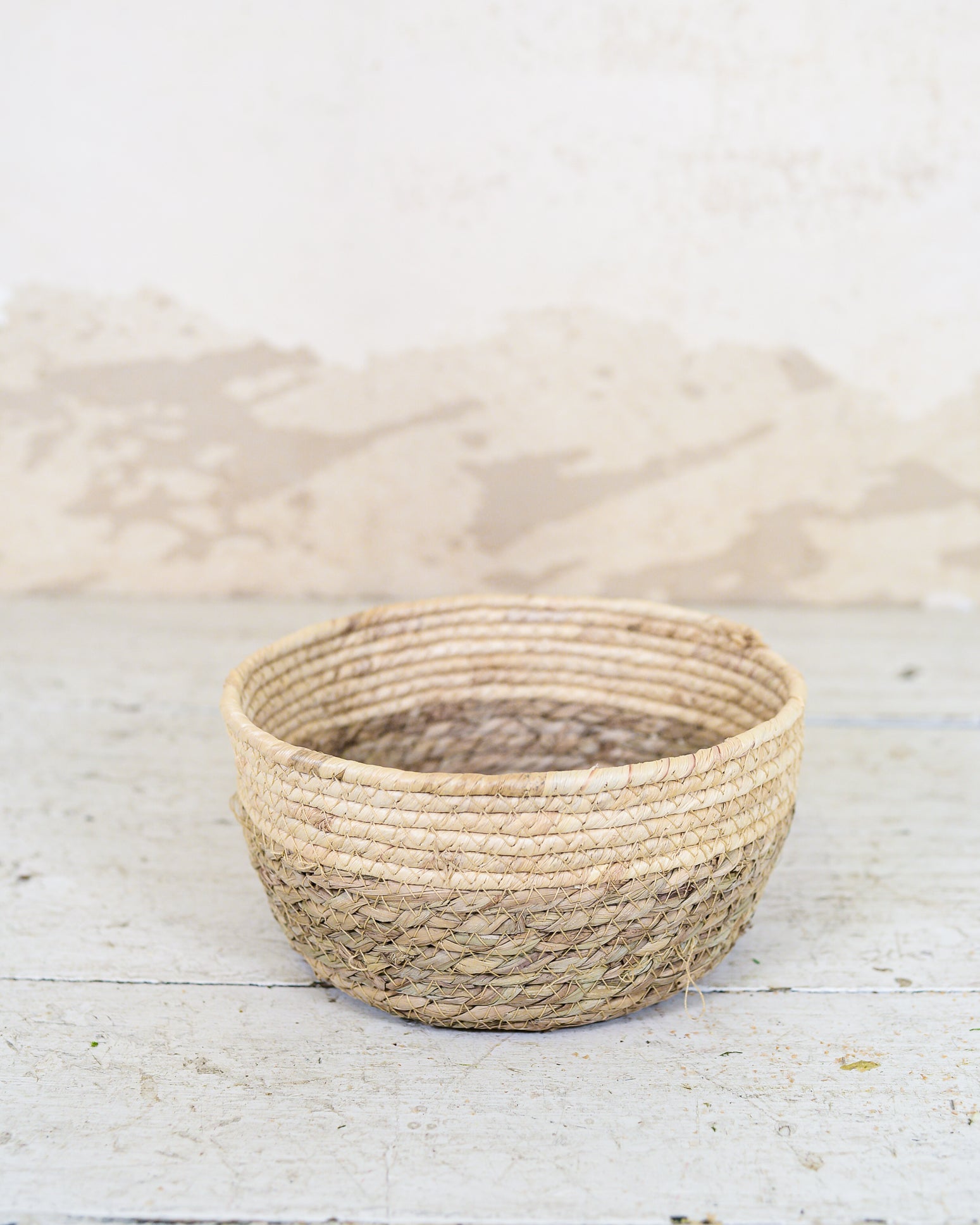 Two-Toned Tan Woven Basket Dish Garden Planters