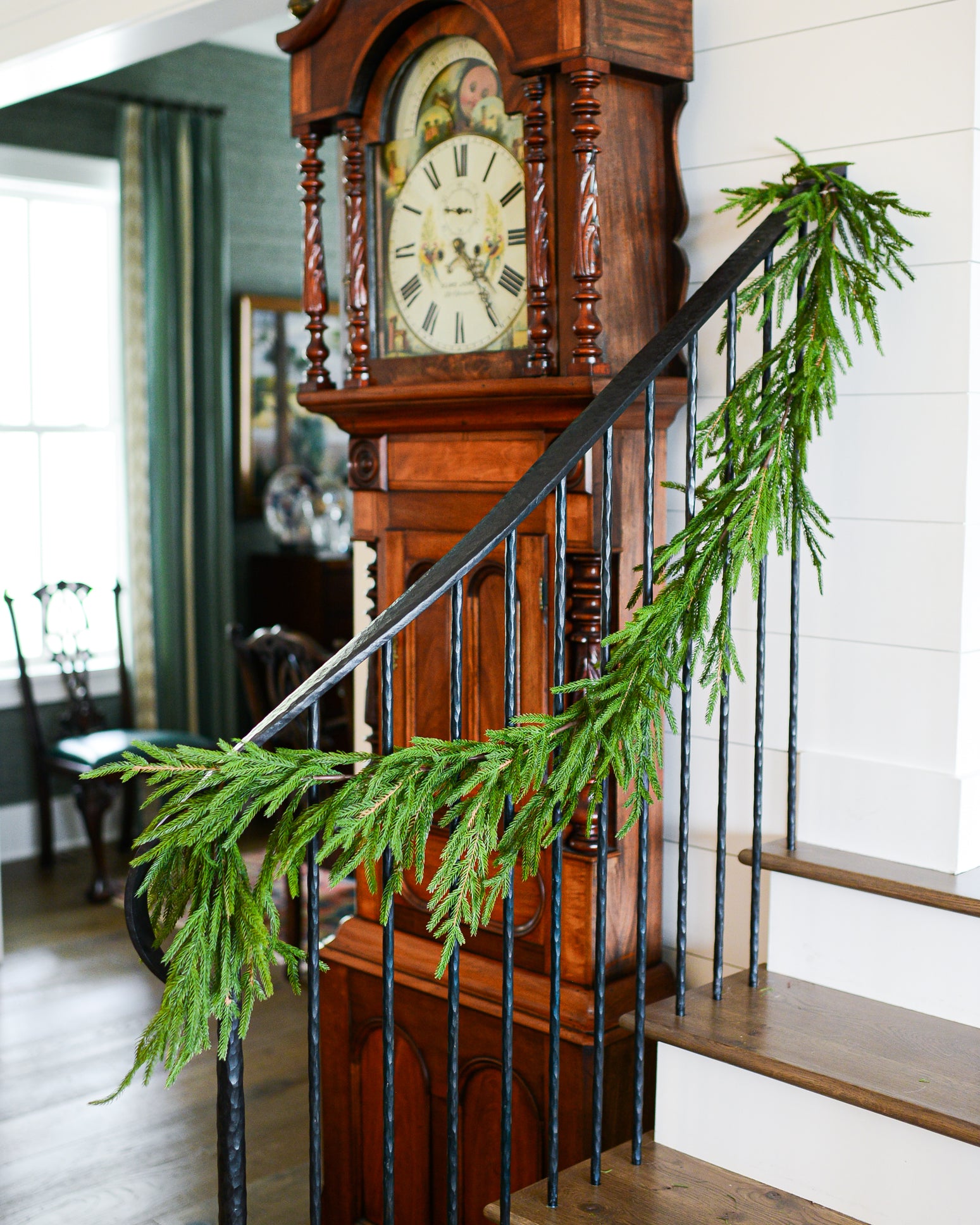 5.5 ft. Norfolk Pine Garland