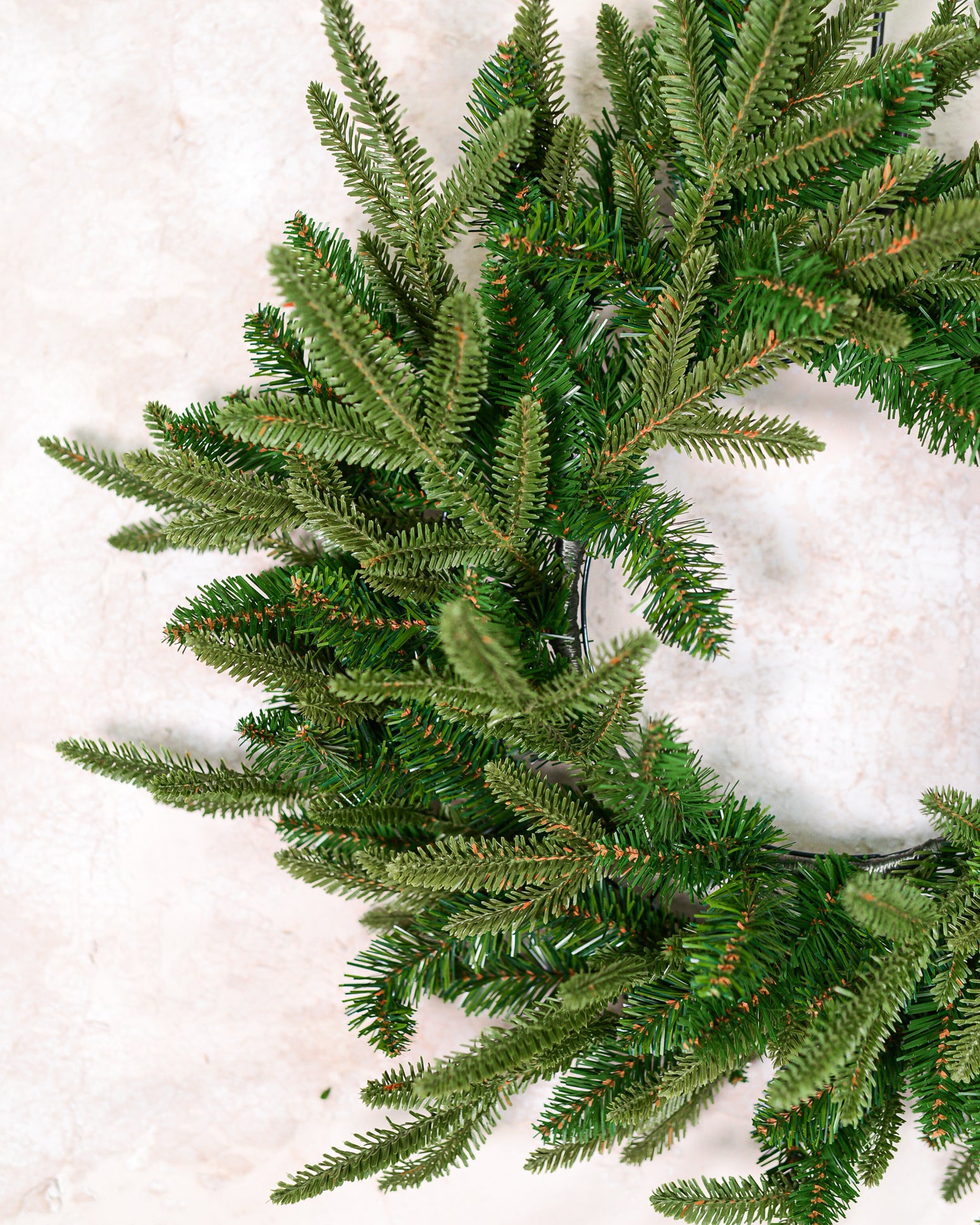 24"D Wreath Fraser Fir