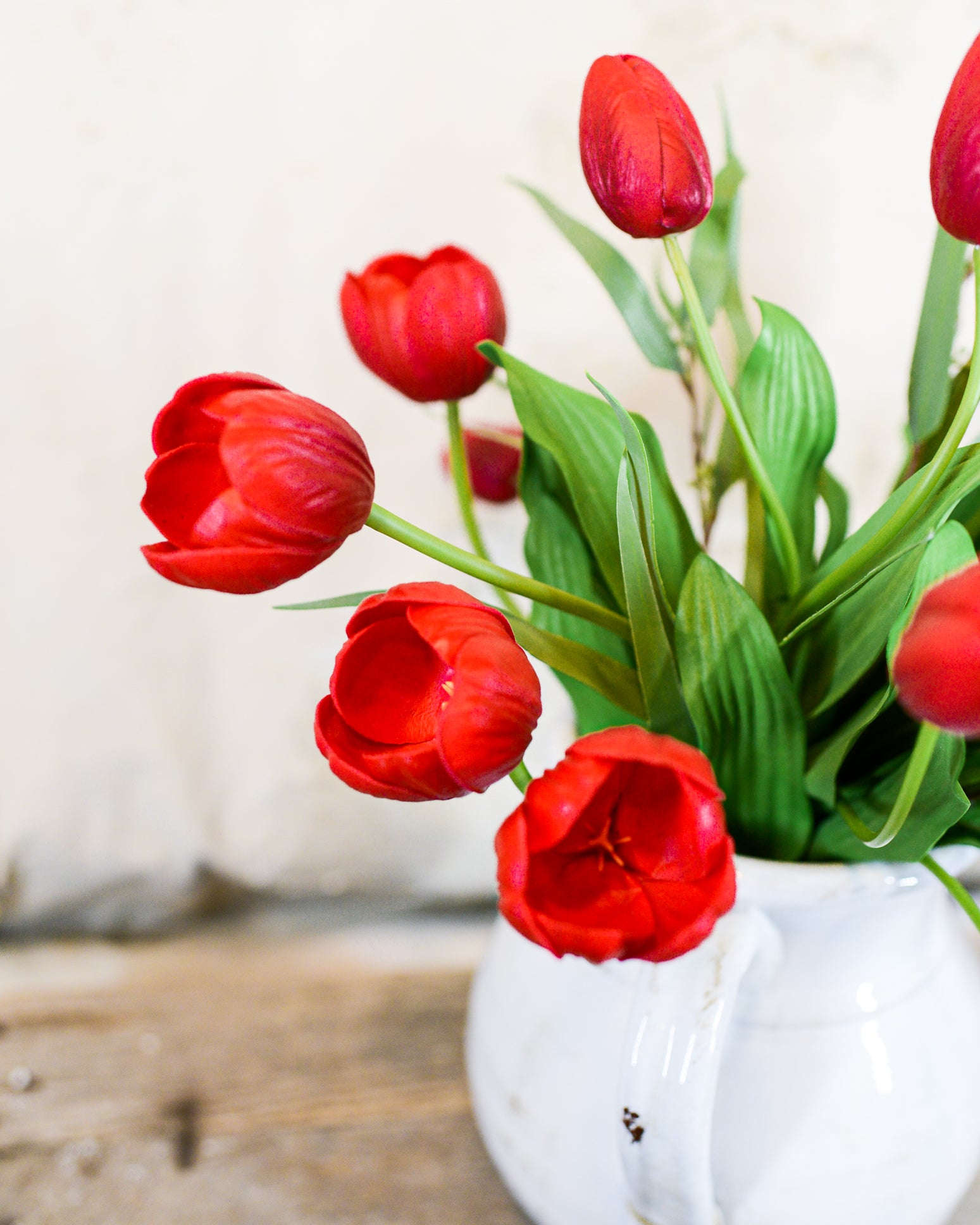 Garden Cut Red Tulip Bouquet Drop-In Large