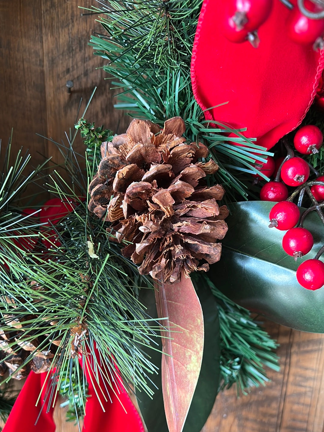Cottage Christmas Wreath 24"D